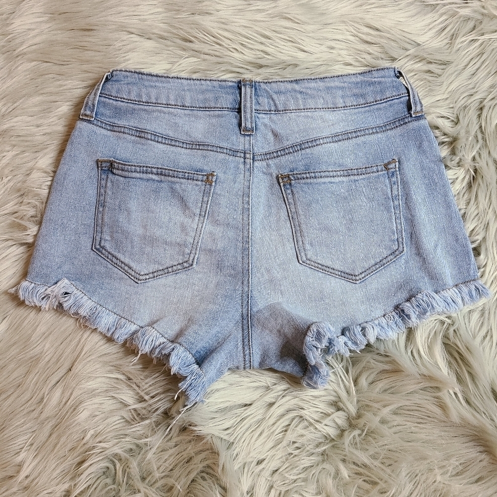 NOBO Cutoff Blue Denim Shorts Embroidered Rose Patch Button Fly 5 Junior Boho - Picture 2 of 9